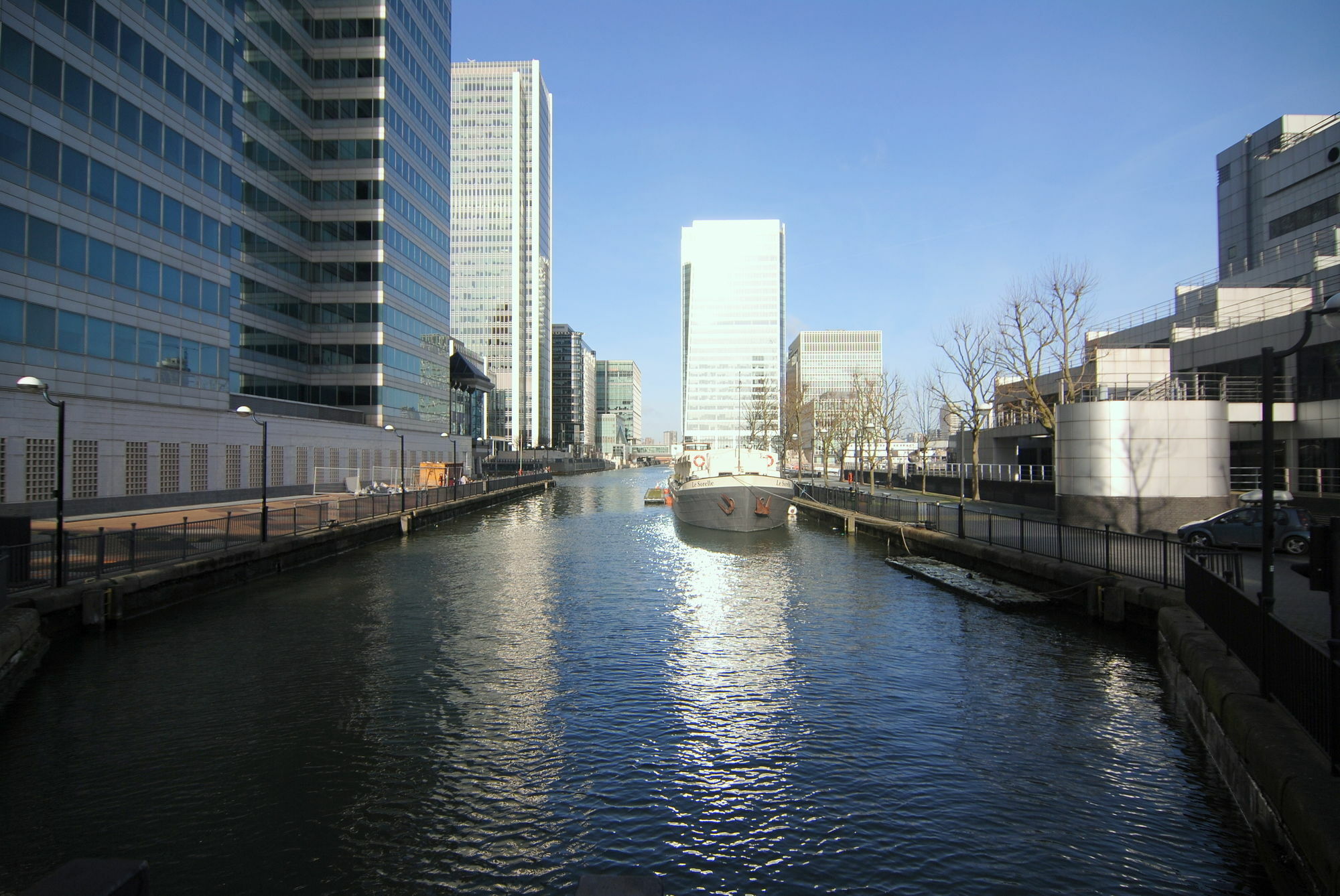 Apartment Wharf - Cuba Street London Exteriör bild